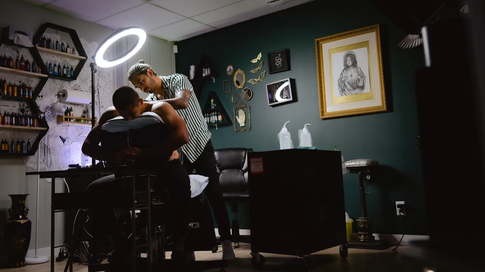 Alonso Blades tattoo artistry and studio photography